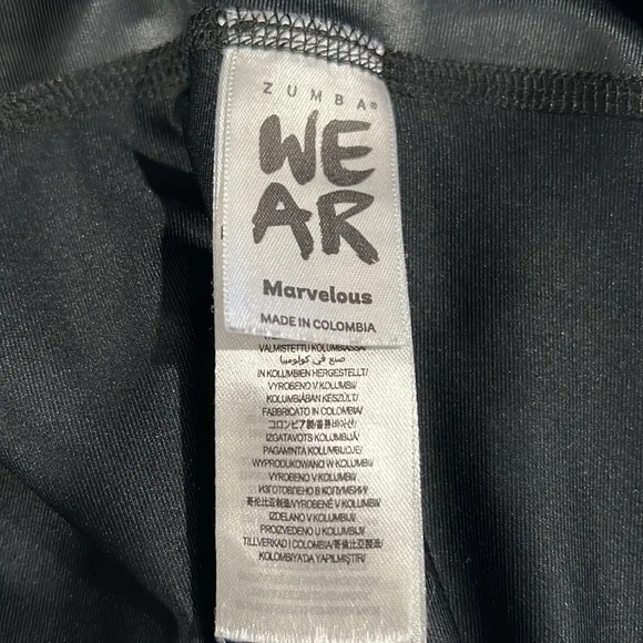 Zumba Must Move Ankle Workout Leggings - Picture 7 of 8